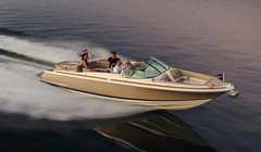 Xuồng máy chạy điện thể thao – du lịch Launch 25 GTe. Ảnh Electrek