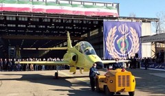 Phiên bản mới máy bay phản lực huấn luyện Yasin do Iran sản xuất được ra mắt tại Tehran, Iran ngày 11/3/2023. Ảnh hãng tin Tasnim.