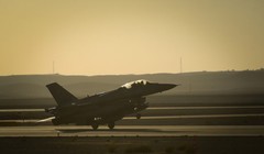 Máy bay chiến đấu F-16 không quân Israel xuất kích. Ảnh minh họa South Front