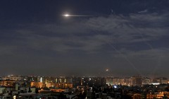 Tên lửa hành trình Israel bị đánh chặn trên không phận Damascus. Ảnh The Times of Israel. 