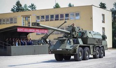 Pháo tự hành bánh lốp Zuzana-2 155 mm của Slovakia. Ảnh minh họa Army Recorgnition. 