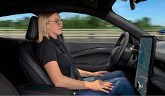 Hệ thống hỗ trợ tay lái BlueCruise của Ford ở Đức. Ảnh: Ford