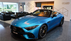 Một chiếc xe Mercedes-AMG SL 63 4MATIC+ được trưng bày tại trung tâm Mercedes-Benz, tại Sindelfingen gần Stuttgart, Đức. Ảnh: Reuters