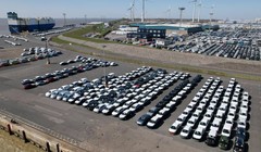 Xe ô tô sẽ tăng giá trong tương lai. Ảnh: SCMP.