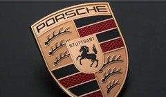 Porsche quyết định tập trung phát triển công nghệ cho xe điện tương lai. Ảnh: Interest Engineering.