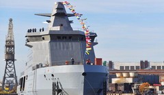 Tàu phá băng đa năng Ivan Papanin của Hải quân Nga (Ảnh: AiF)