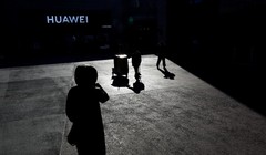 Huawei sắp không còn đất sống tại Mỹ. Ảnh: Tek Portal