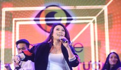 Mỹ Tâm là một trong 4 ngôi sao đầu tiên sử dụng CeeMe.