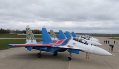 Phi đội Tráng sĩ Nga tại sân bay Nội Bài