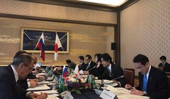 Quang cảnh hội đàm