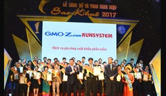 Đại diện RunSystem tại lễ trao giải.