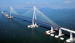 Mô hình cầu Kerch nối Crimea với đất liền của Nga