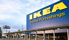 Các cửa hàng của IKEA thường rất lớn vì thế luôn tọa lạc tại các vùng ngoại ô.