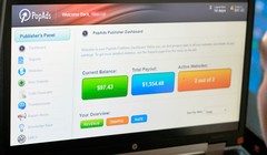 Popads, một trong số những kênh phân phối quảng cáo ưa thích của các trang phim lậu.