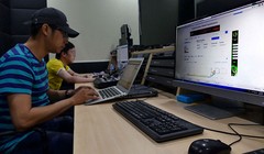 Giới đầu cơ vào tiền ảo đa số là giới trẻ
ẢNH: ĐÀO NGỌC THẠCH