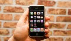 iPhone X đời đầu đã thành công vang dội tại thời điểm ra mắt