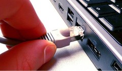 Mạng có dây luôn cung cấp tốc độ truy cập nhanh hơn so với Wi-Fi
