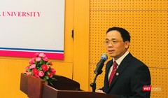 GS. Tạ Thành Văn - Hiệu trưởng Trường Đại học Y Hà Nội phát biểu tại buổi lễ