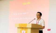 GS.TS. Tạ Thành Văn - Hiệu trưởng Trường Đại học Y Hà Nội 