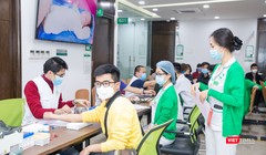 Gần 1.000 CBNV, người nhà bệnh nhân BVĐKQT Thu Cúc hiến máu tình nguyện