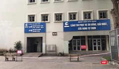 Phong tỏa nhà ăn của BV Hữu Nghị và cách ly khẩn cấp các nhân viên của Công ty TNHH Trường Sinh làm việc tại đây  (ảnh: Thu Thủy)