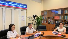 PGS.TS.BS Nguyễn Lân Hiếu - Giám đốc BV Đại học Y Hà Nội - chủ trì buổi KCB từ xa với 5 BV tham gia hội chẩn và 14 đơn vị dự thính