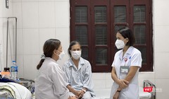 BSCK2. Đoàn Thị Huệ – Phó trưởng Phòng Điều trị Rối loạn Tâm thần người già và Y học giấc ngủ (M8) Viện SKTT Quốc gia - tư vấn cho bệnh nhân bị rối loạn giấc ngủ.