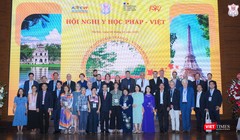 Hội nghị Y khoa Pháp - Việt quy tụ các nhà khoa học y học đầu ngành, các chuyên gia, bác sỹ danh tiếng của Pháp và Việt Nam.