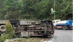 Bộ Y tế yêu cầu tập trung nhân lực, thuốc men cứu chữa nạn nhân vụ tai nạn ở Tam Đảo