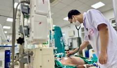 Bị gai đâm vào chân tưởng vô hại, người đàn ông nguy kịch vì loại nhiễm khuẩn nguy hiểm