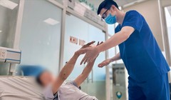 Sốc nhiệt giữa trời nắng 42 độ, nam thợ xây nguy kịch