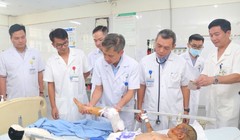 Y tế 12 tỉnh, thành vào tình trạng khẩn cấp ứng phó bão số 5