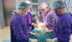 Trả lại giới tính thật cho người có thân thể nữ nhưng mang gen nam hiếm gặp