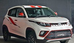 KUV 100NXT phiên bản động cơ xăng dành cho thị trường Ấn Độ.