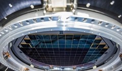 Máy ảnh lớn nhất thế giới chụp rõ quả bóng golf cách 24 km