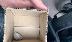 Mua hàng online dịp 9/9, nhiều người nhận hộp chứa sỏi đá