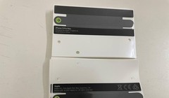 Tem niêm phong của iPhone 13 bán 20 ngàn đồng tại Việt Nam