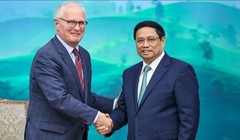 Thủ tướng Phạm Minh Chính tiếp ông John Neffeur, Chủ tịch Hiệp hội Công nghiệp bán dẫn Hoa Kỳ - Ảnh: VGP/Nhật Bắc