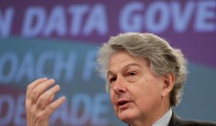 Vào tháng 11/2020, Ủy viên phụ trách vấn đề công nghiệp của Liên minh châu Âu (EU), ông Thierry Breton đã từng cảnh báo sẽ siết chặt kiểm đối với các công ty công nghệ đình lớn thông qua một loạt quy định mới.