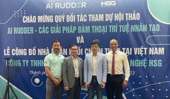 Các diễn giả tham gia hội nghị về Giải pháp đàm thoại AI