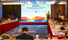 Quang cảnh Tọa đàm "Giải pháp khôi phục và phát triển du lịch TP Đà Nẵng năm 2021" do Sở Du lịch Đà Nẵng phối hợp với Quỹ Xúc tiến Phát triển Du lịch TP tổ chức vừa diễn ra sáng ngày 1/4