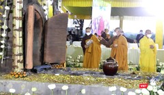 Xá lợi của Thiền sư Thích Nhất Hạnh sau lễ Trà Tỳ (ảnh Tuấn Hiệp)