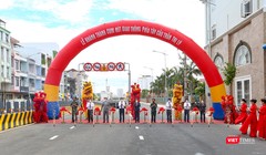 Đại diện Thành uỷ, HĐND, UBND TP Đà Nẵng cắt băng khánh thành hầm chui tại dự án Cải tạo cụm nút giao thông phía Tây cầu Trần Thị Lý