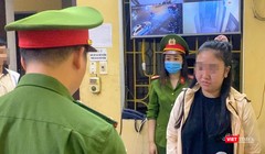 Công an TP Đà Nẵng tống đạt quyết định, thực hiện lệnh bắt giữ đối với Trần Thị H.A. tại Nam Định vào tối ngày 30/10