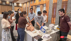 Các chuyên gia hướng dẫn thực hành cấp cứu cho nhân viên y tế 