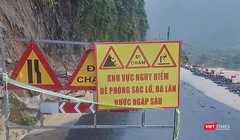 Mưa lớn đèo La Ngà (Hoà Vang, Đà Nẵng) sạt lở nghiêm trọng (ảnh CTV)