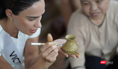 Thí sinh Hoa hậu hoàn vũ Úc trải nghiệm làm gốm, quảng bá du lịch Hội An