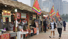 Một góc không gian chương trình Xuân yêu thương 2025 với chủ đề “Hương Tết xưa – Sắc Xuân nay” tại Công viên Biển Đông