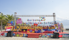 Đà Nẵng khai trương “mùa du lịch biển Đà Nẵng 2025” tại Công viên Biển Đông với nhiều hoạt động hút du khách.