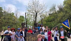 Giá vé bay nội địa tăng cao, khách Việt chuyển hướng tour ngoại ngắn ngày.